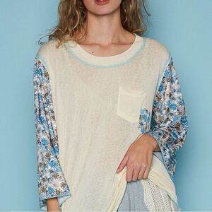 POL Floral Sleeve Top Size Small Cream Blue Pocket Boho Bell Sleeve Shirt